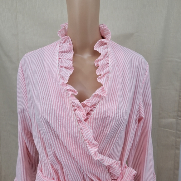 Pink Ruffled Women's Robe Vintage - Picture 5 of 12